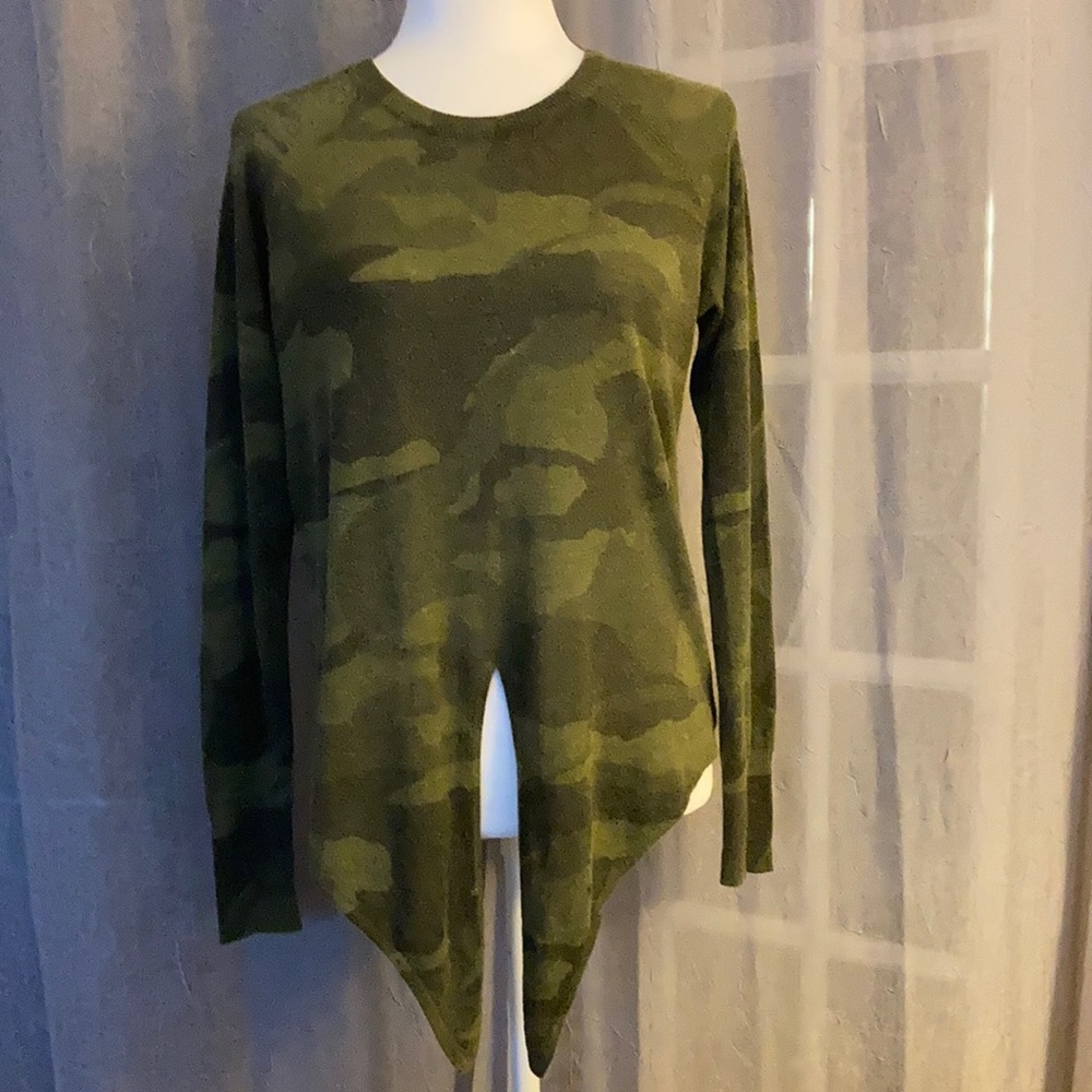 Olivaceous tie-front camo sweater